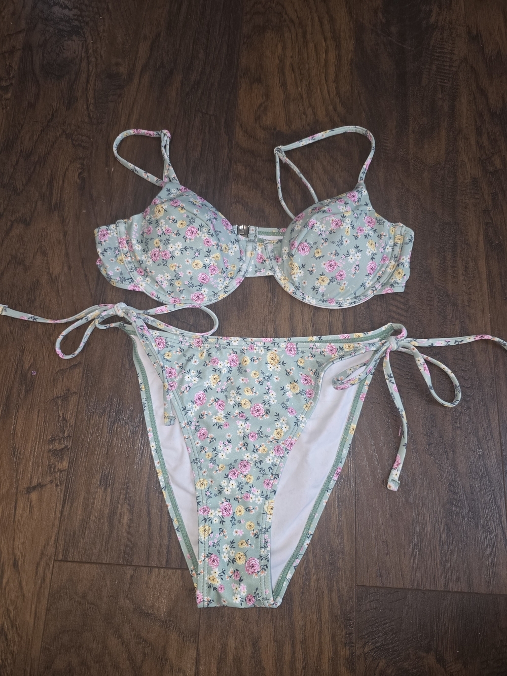 Pastel Floral Tie-Side Bikini Set - Light Mint Floral